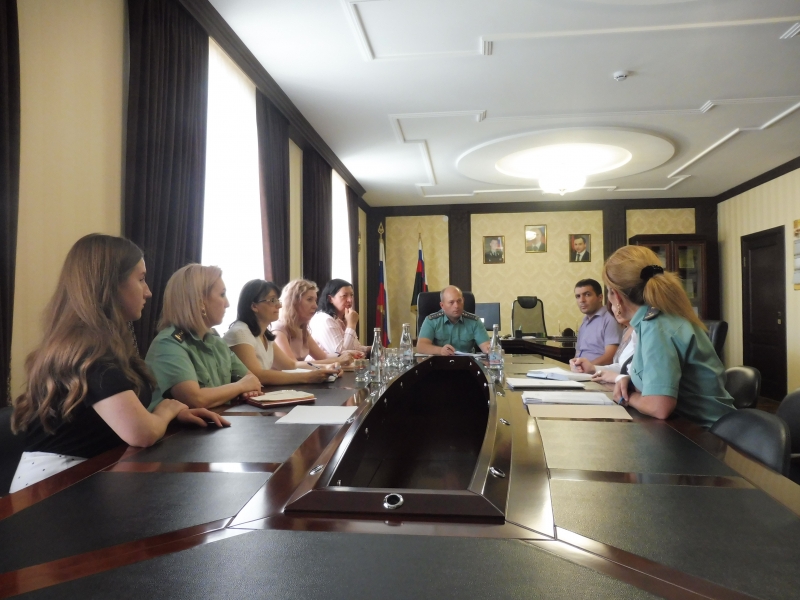 Уполномоченный по правам ребёнка в Карачаево-Черкесской Республике Н.А. Бондаренко приняла участие в проведении Дня единого приёма граждан, организованного Управлением ФССП России по Карачаево-Черкесской Республике.